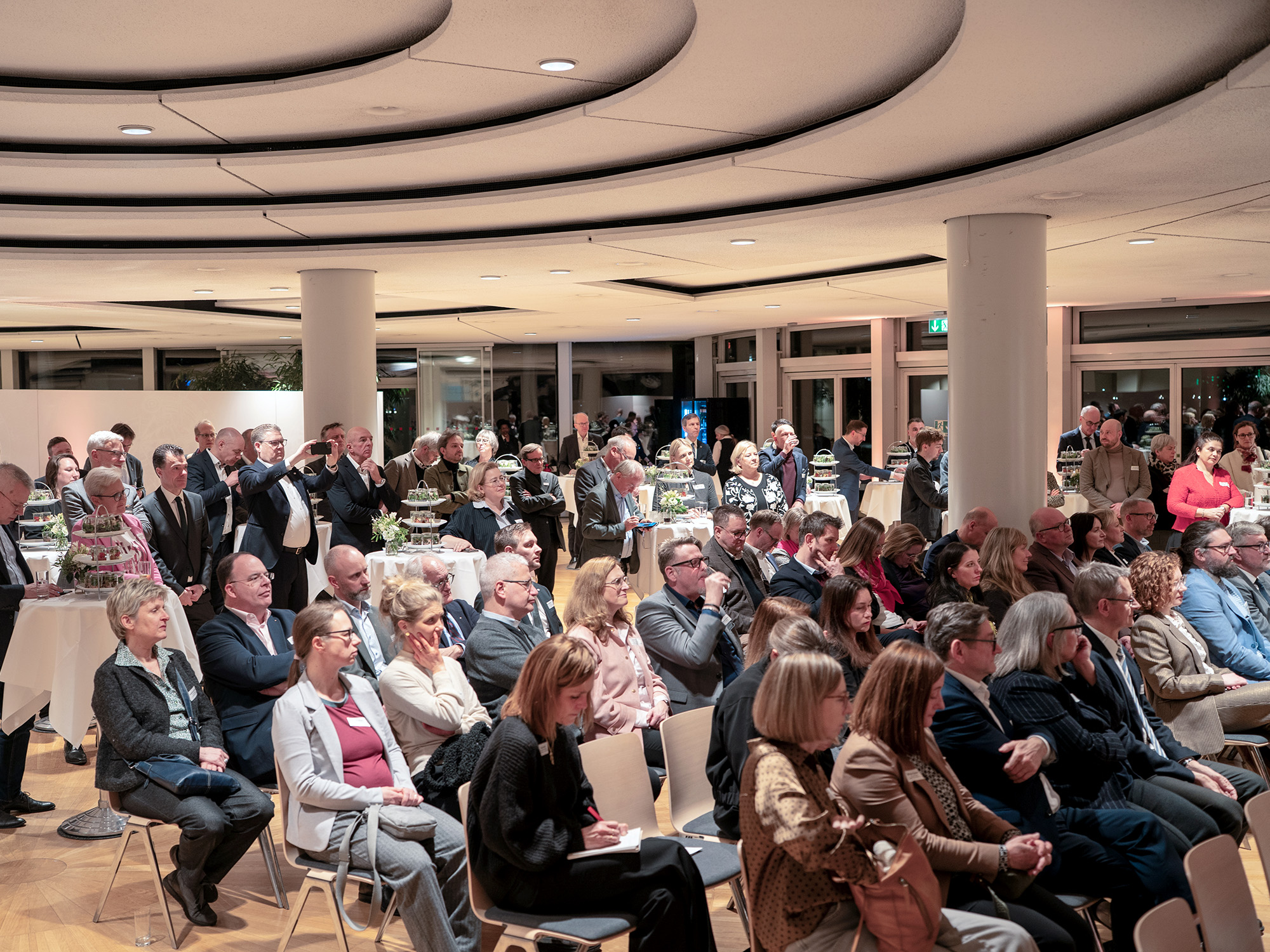 Parlamentarischer Abend